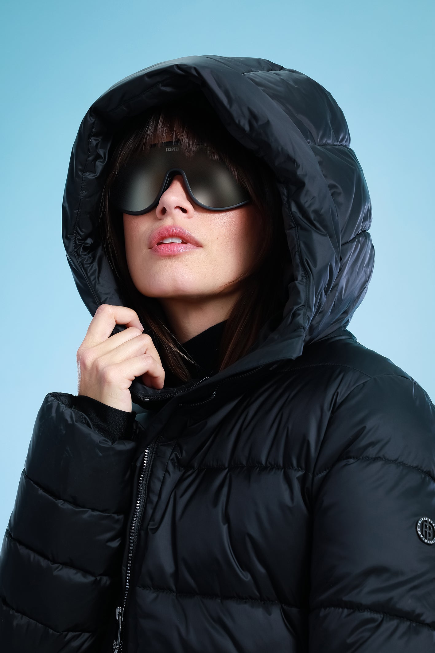 Synthetic Down Ski Jacket in Black 1201