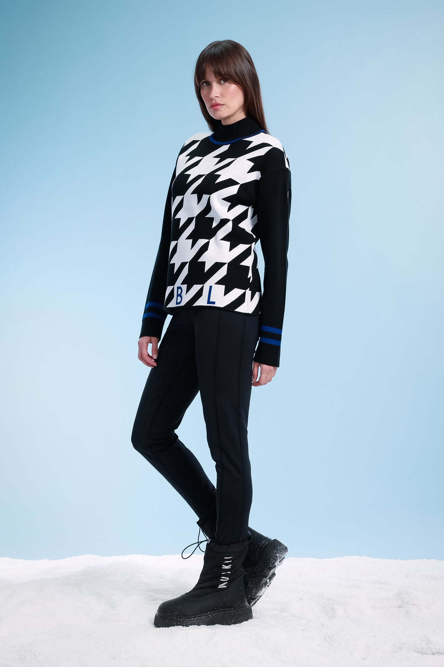 Check Turtle Neck Pullover Black/White/Infinity Blue Detailing 3541