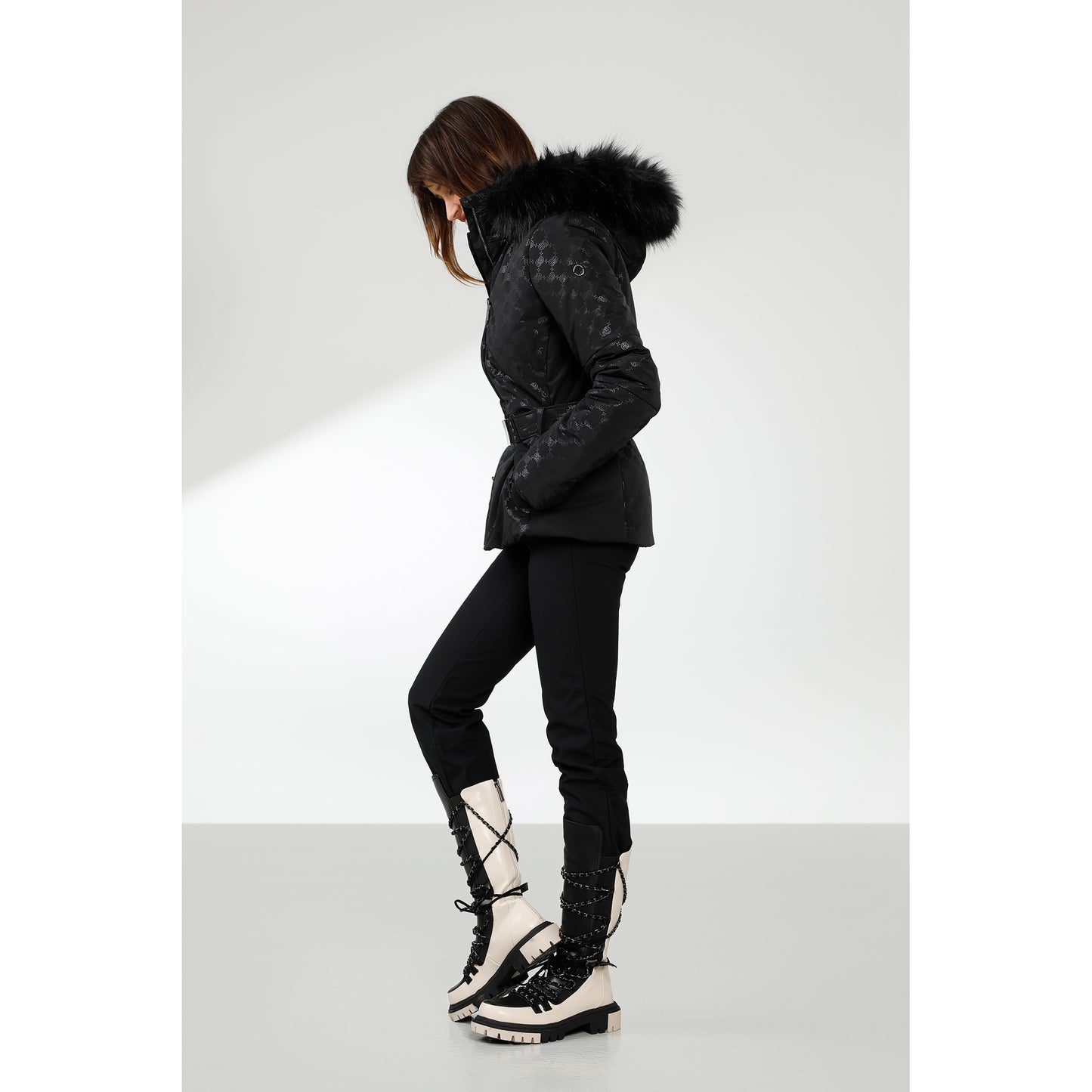 Poivre Blanc Embo Jacket in Black 1003 E