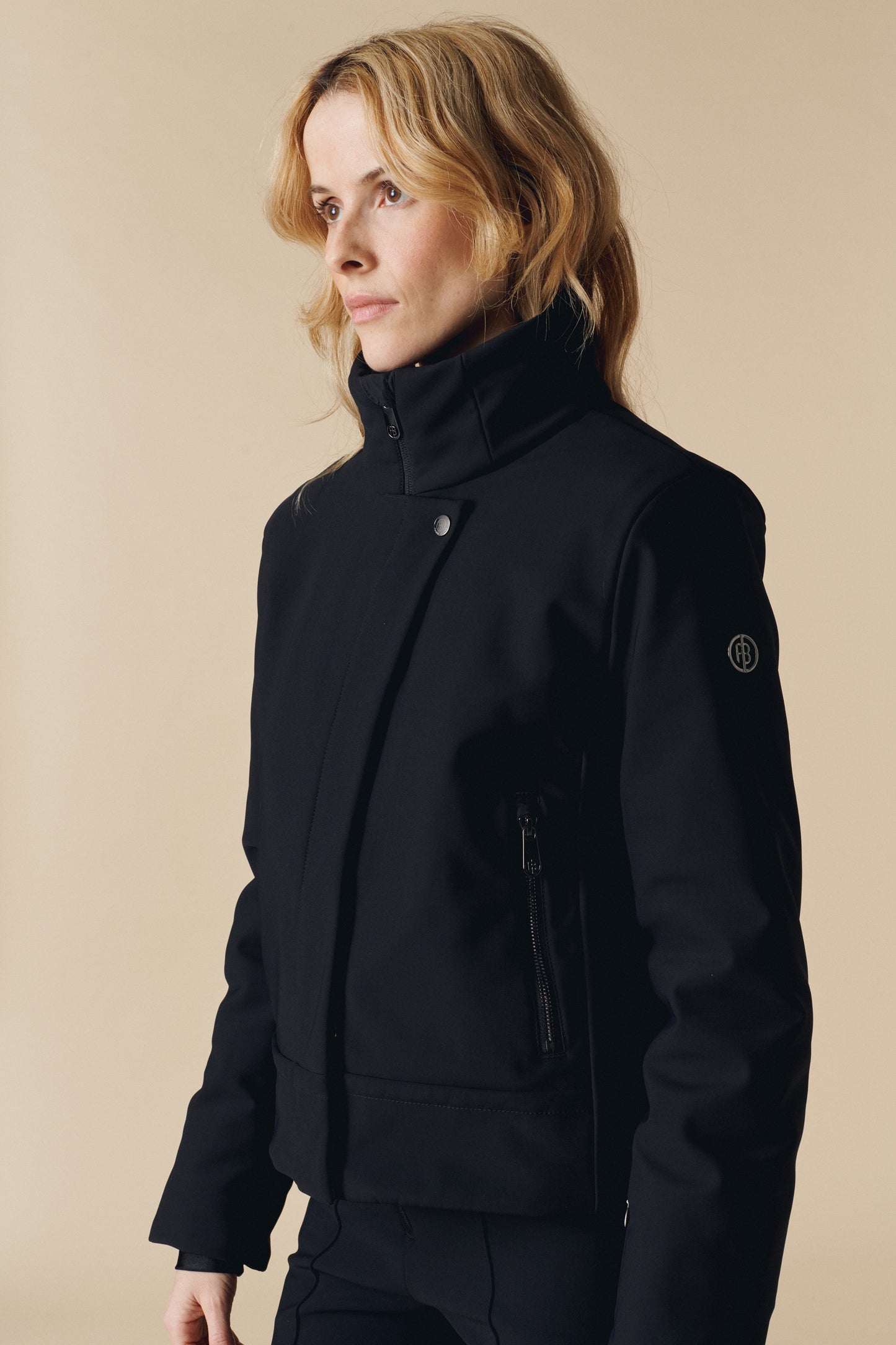 Women's Soft Shell Ski Jacket in Black 1101 Slim Fit